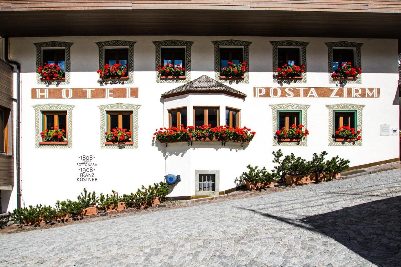 Posta Zirm Hotel Corvara In Badia Εξωτερικό φωτογραφία