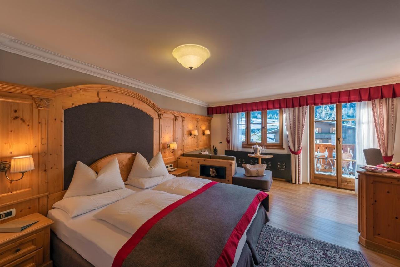 Posta Zirm Hotel Corvara In Badia Εξωτερικό φωτογραφία