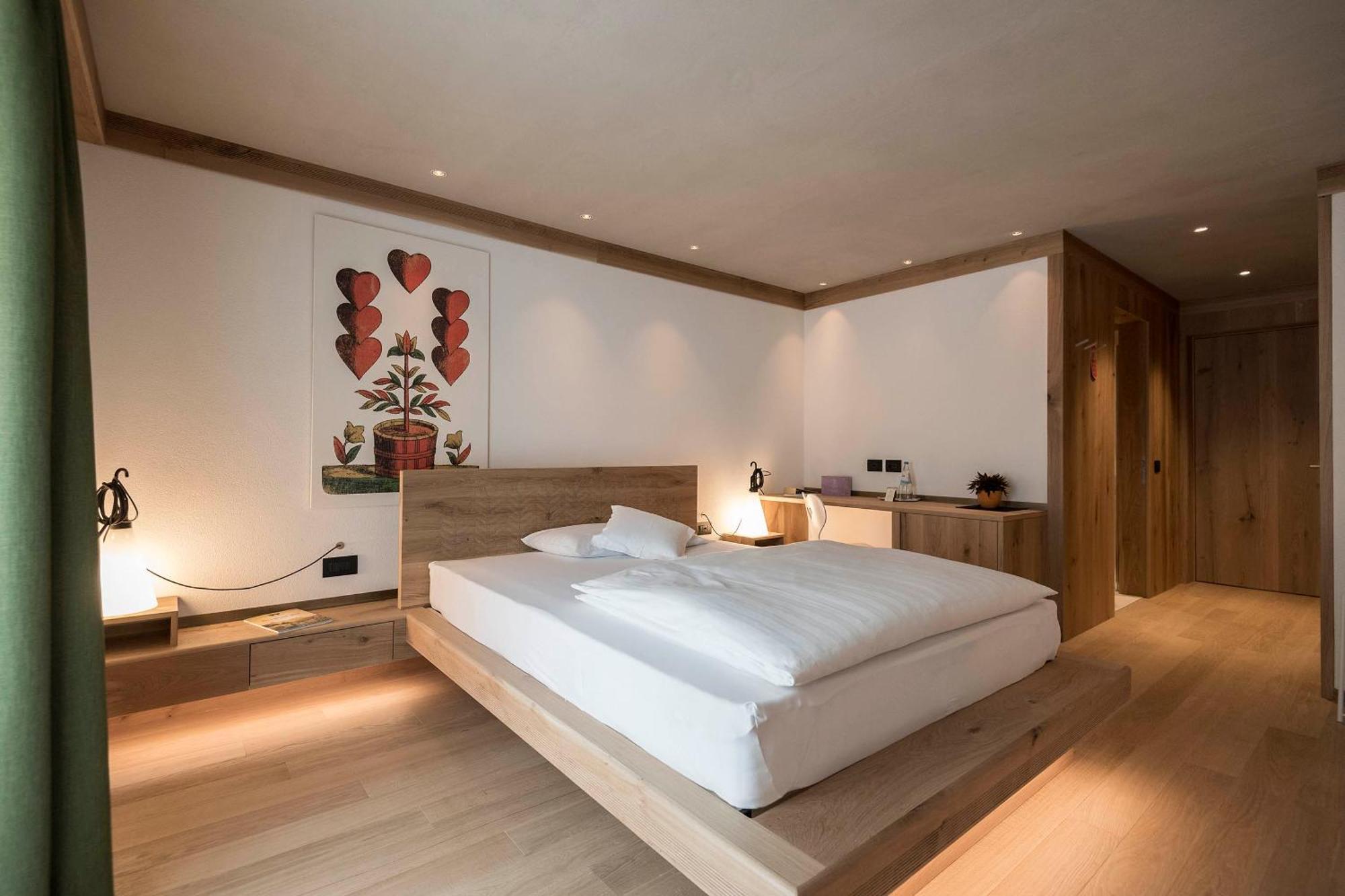 Posta Zirm Hotel Corvara In Badia Εξωτερικό φωτογραφία