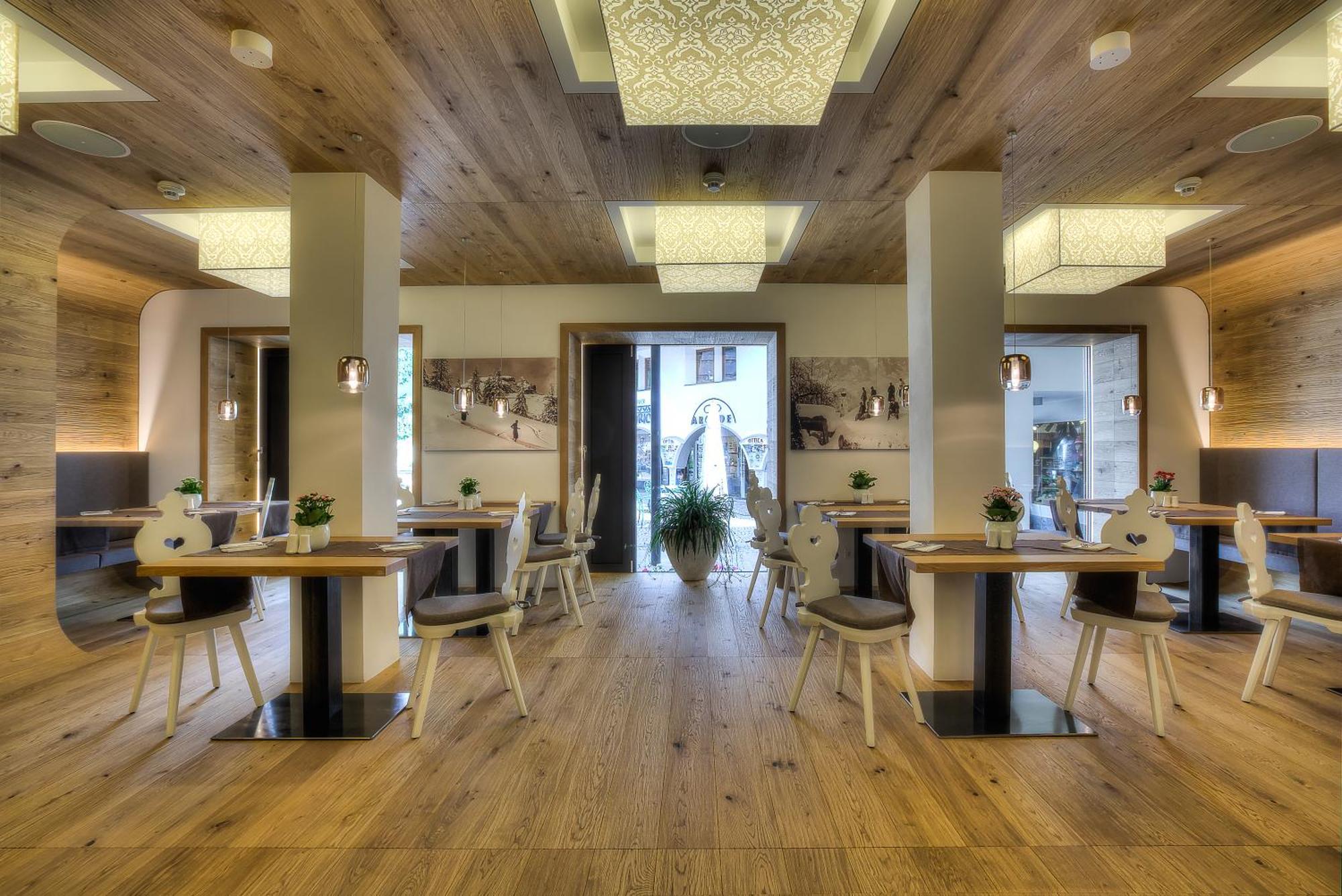 Posta Zirm Hotel Corvara In Badia Εξωτερικό φωτογραφία