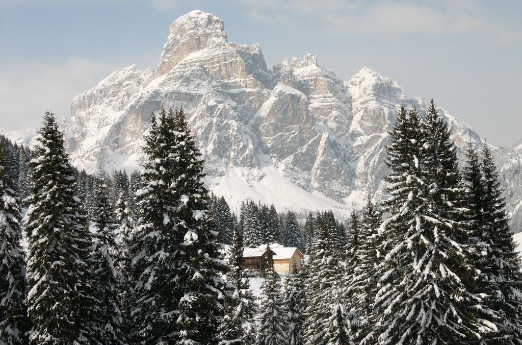 Posta Zirm Hotel Corvara In Badia Εξωτερικό φωτογραφία